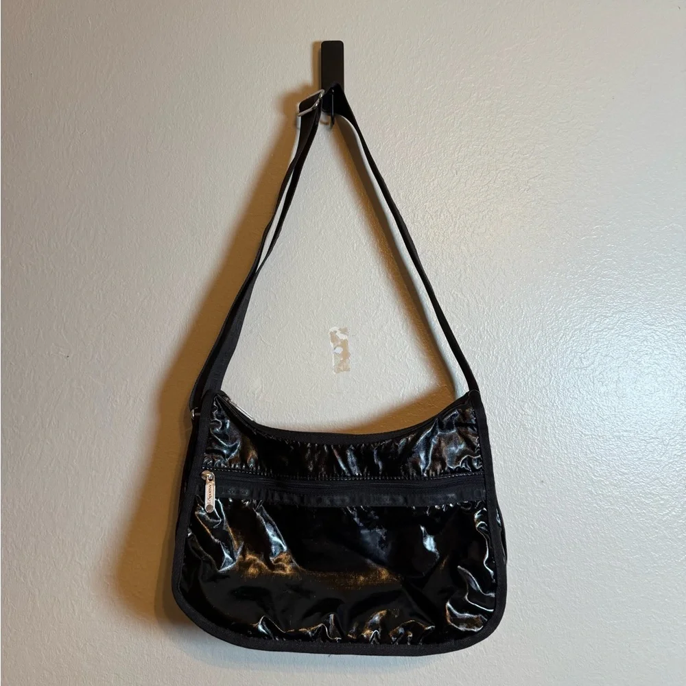 LeSportsac Classic Hobo bag in a black shiny finish‎